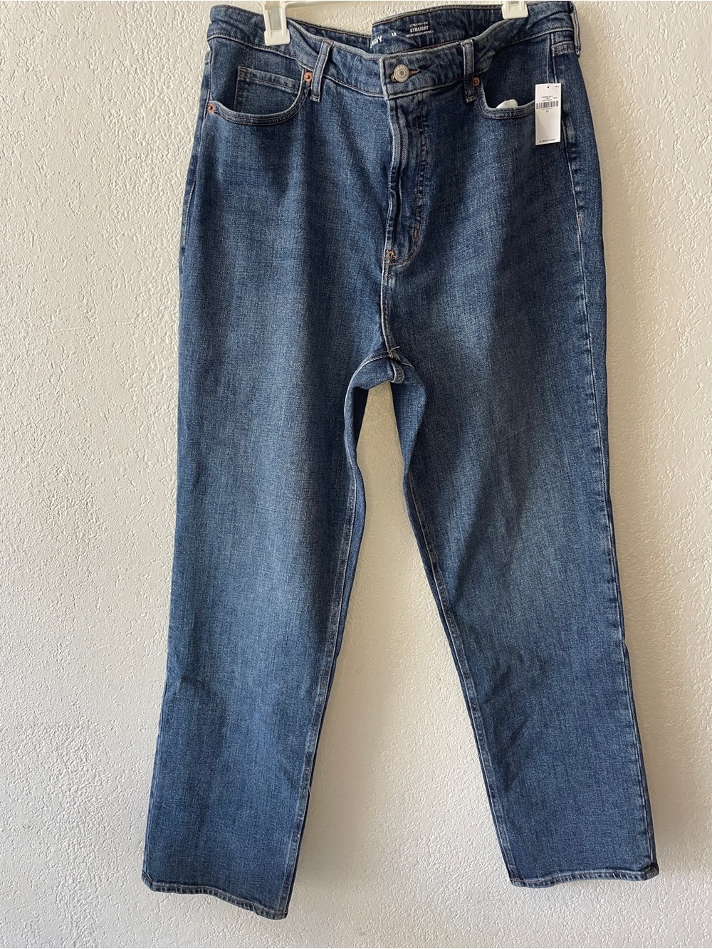Old Navy Extra High-Rise Straight Jeans Size 18 Medium Wash NWT